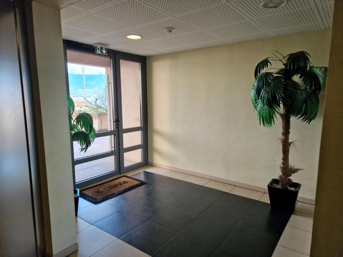 Studio Climatise Parking Gratuit Sarrola-Carcopino Exterior foto